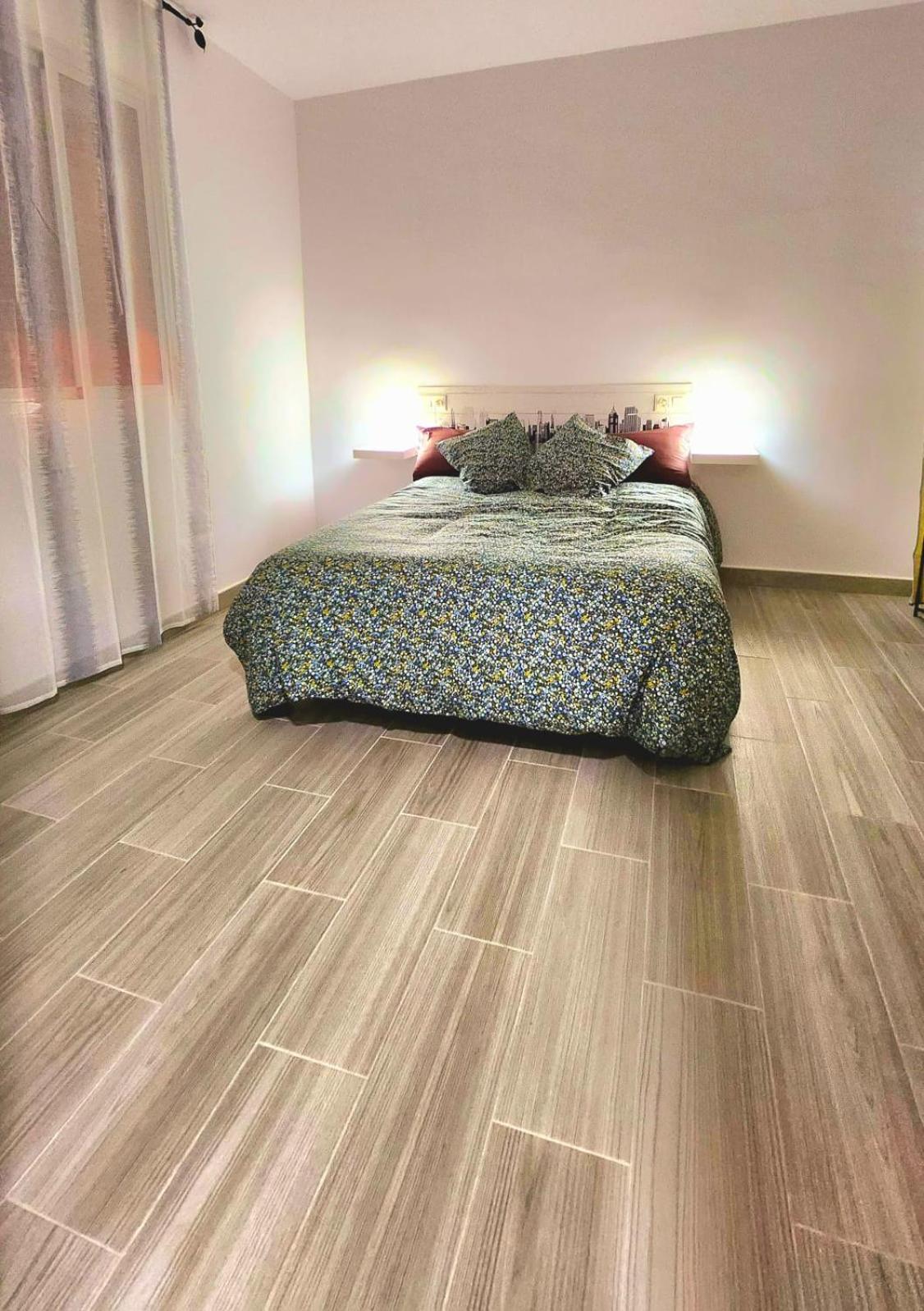 Apartamentos La Hormiguita Málaga Esterno foto